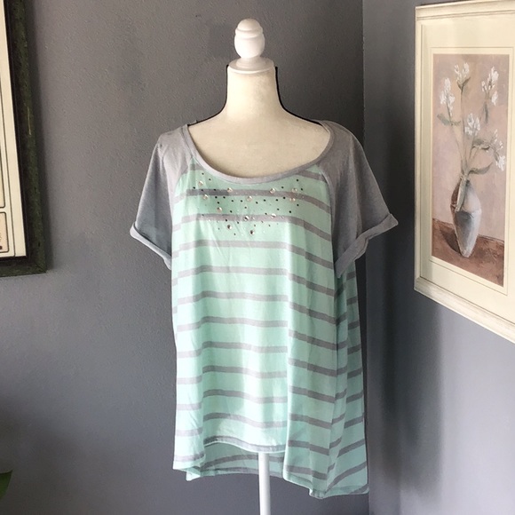 French Laundry Tops - Mint green top w/diamond jewels🧚🧚NWOT🧚‍♂️🧚‍♂️